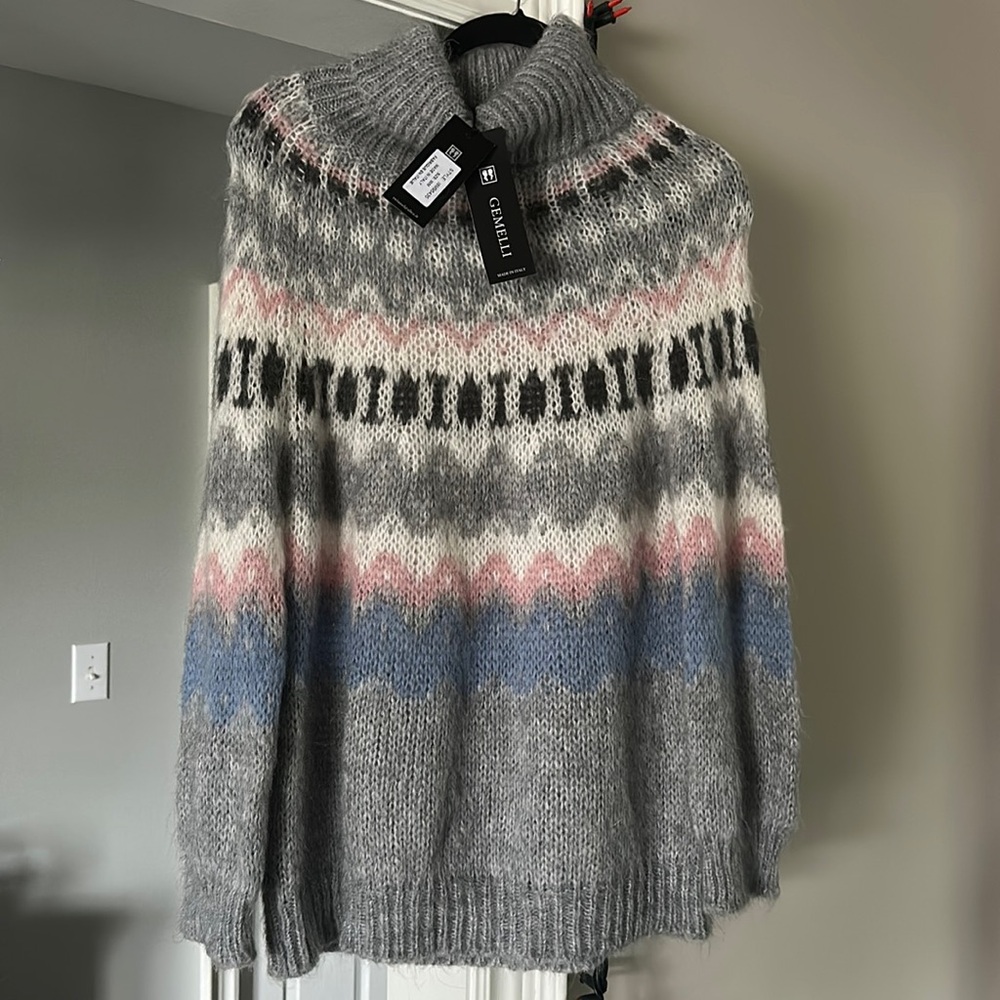 Gemelli Turtleneck Sweater (Size Medium)